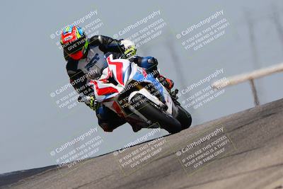 media/May-22-2023-Fastrack Riders (Mon) [[ae7626d9d8]]/Level 2/1230pm (Outside Grapevine)/